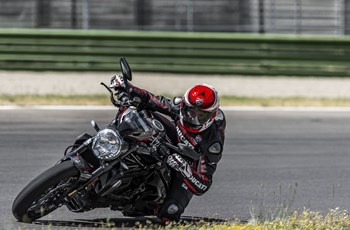 Ducati Monster 1200 R 2018 - Bild 83 Ducati Monster 1200 R 2018 - Bild 83